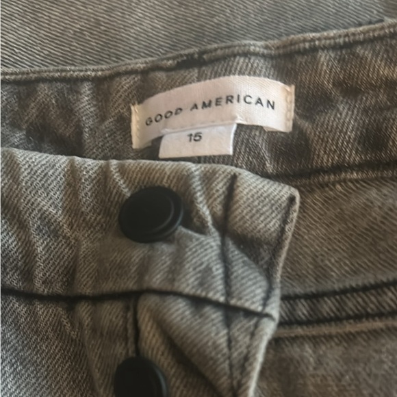 Good American - Picture 3 of 3